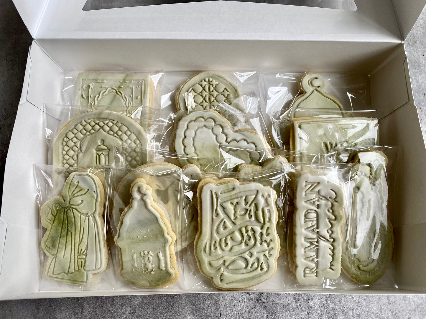 Ramadan Soft Vanilla Bean Sugar Cookies (Marbled Taupe Green)