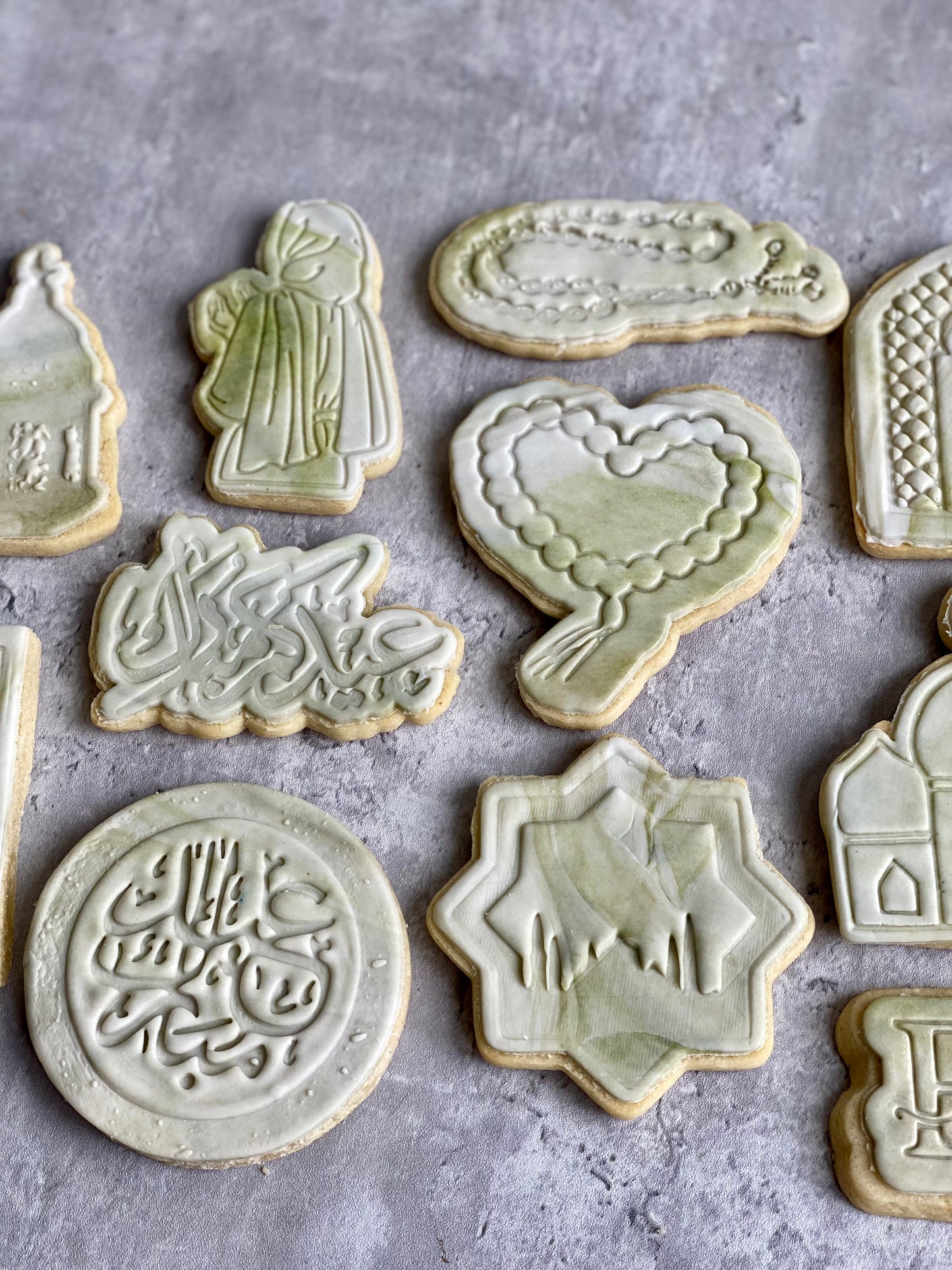 Eid Soft Vanilla Bean Sugar Cookies (Marbled Taupe Green)